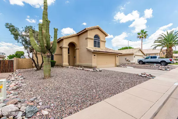 6516 E ROCHELLE Street, Mesa, AZ 85215