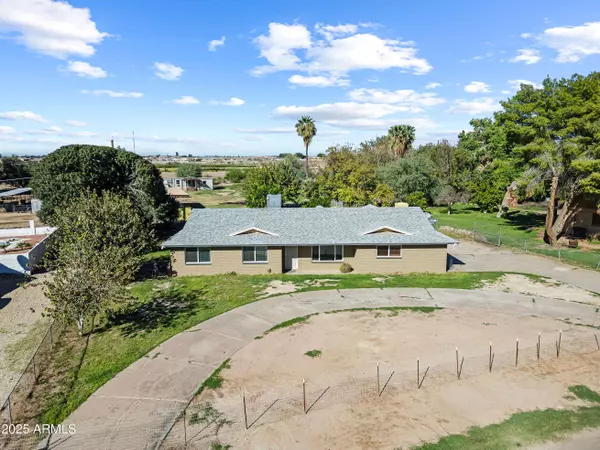 11132 W HIDALGO Avenue, Tolleson, AZ 85353