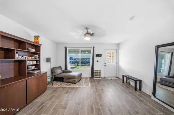 7811 W OREGON Avenue, Glendale, AZ 85303