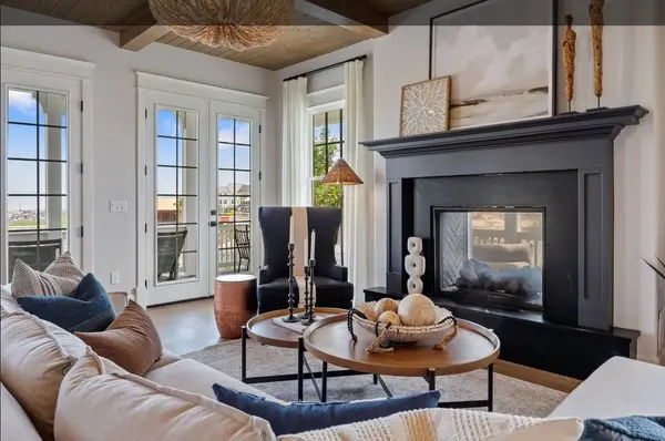 How Buyers Compare Homes Online Before They Ever Schedule a Showing