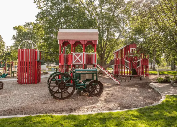 Best Playgrounds and Trails in Mankato Minnesota
