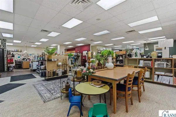 219 S Victory Drive, Mankato, MN 56001