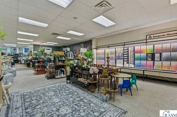 219 S Victory Drive, Mankato, MN 56001