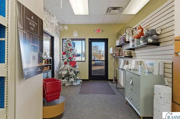 219 S Victory Drive, Mankato, MN 56001