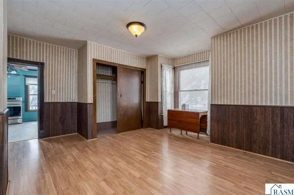 509 Walnut Avenue, Madison Lake, MN 56063