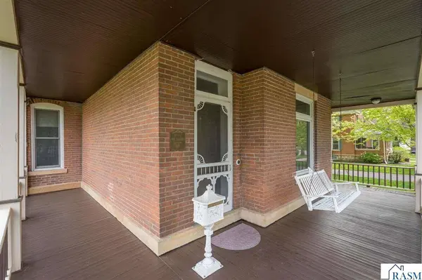 322 Wheeler Avenue, North Mankato, MN 56003