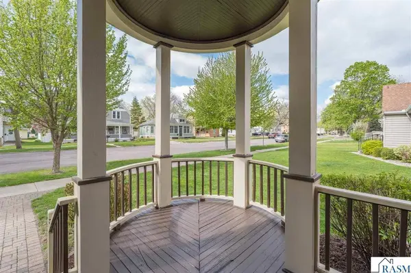 322 Wheeler Avenue, North Mankato, MN 56003