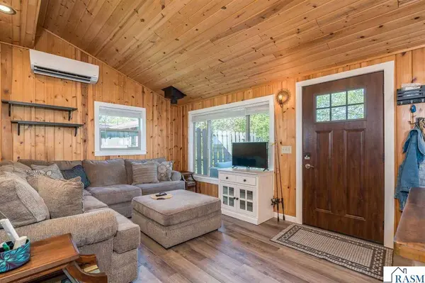 26792 Sioux Trail, Madison Lake, MN 56063
