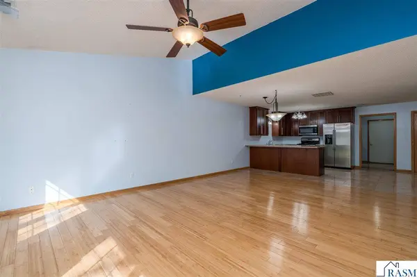 31 Pleasant View Trail, North Mankato, MN 56003