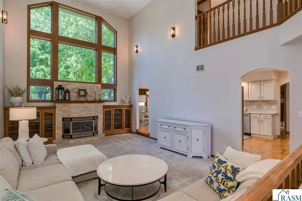 125 Celestine Circle, Mankato, MN 56001