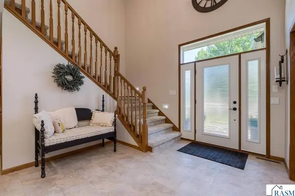 125 Celestine Circle, Mankato, MN 56001