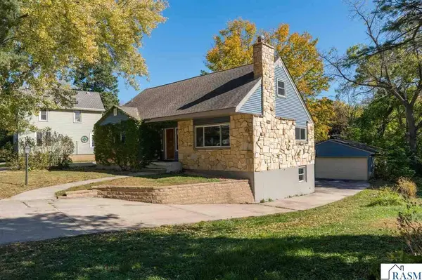 7 Dellview Lane, Mankato, MN 56001
