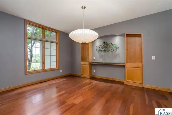 113 Hidden Oaks Circle, Mankato, MN 56001