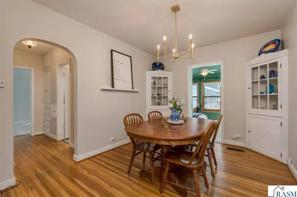 1211 Carney Avenue, Mankato, MN 56001