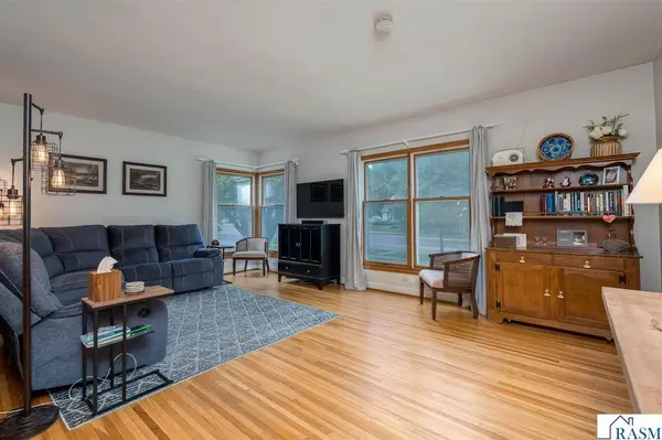 1211 Carney Avenue, Mankato, MN 56001