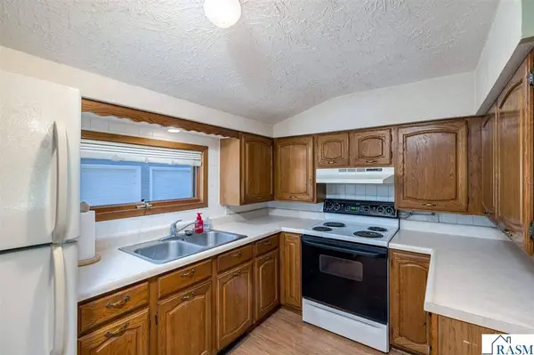 97 4th Street, Pemberton, MN 56078