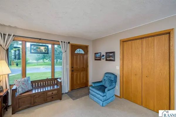 120 N Belmont Drive, Mankato, MN 56001