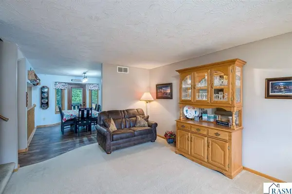 120 N Belmont Drive, Mankato, MN 56001