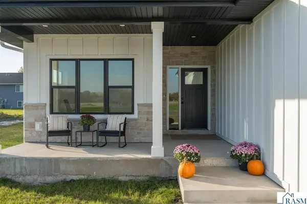1921 Denali Drive, North Mankato, MN 56003