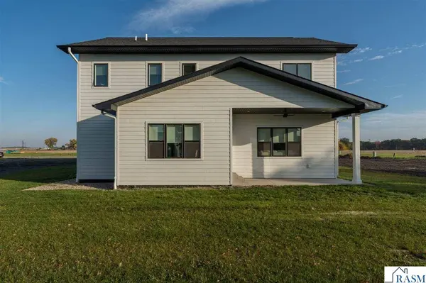 1921 Denali Drive, North Mankato, MN 56003