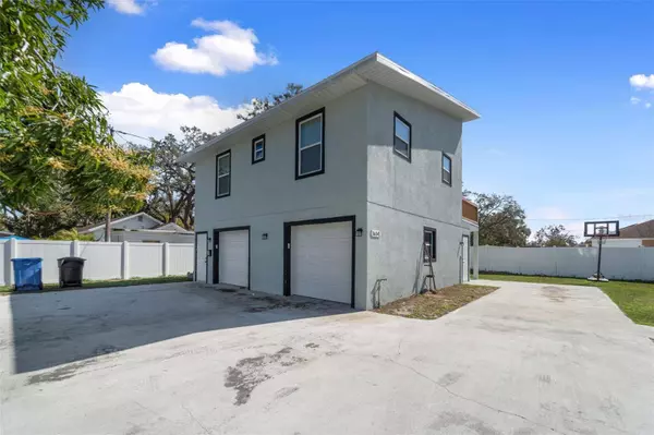 1650 14TH ST S, St Petersburg, FL 33705