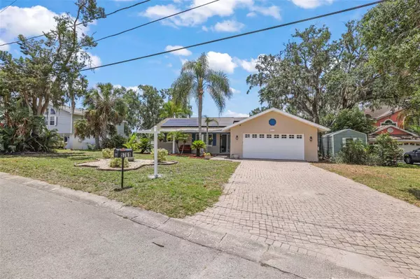 5761 COLONIAL DR, New Port Richey, FL 34653