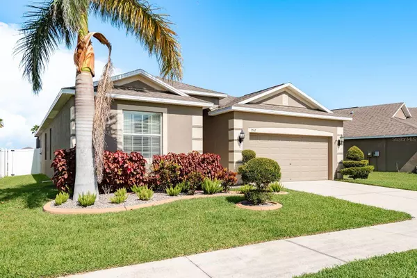 1512 LITTLE HAWK DR, Ruskin, FL 33570