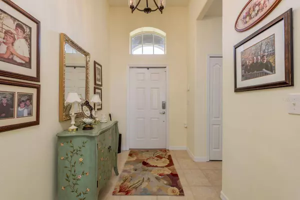 1512 LITTLE HAWK DR, Ruskin, FL 33570