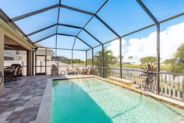 1512 LITTLE HAWK DR, Ruskin, FL 33570