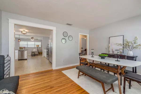 8116 N FIELDING AVE, Tampa, FL 33604