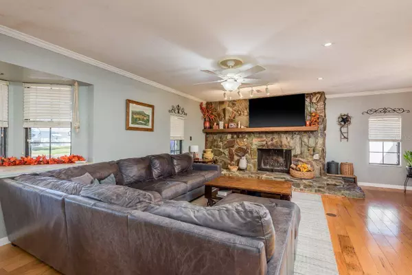 8381 56TH WAY N, Pinellas Park, FL 33781