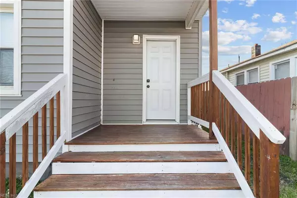 916 Joyce ST, Norfolk, VA 23523