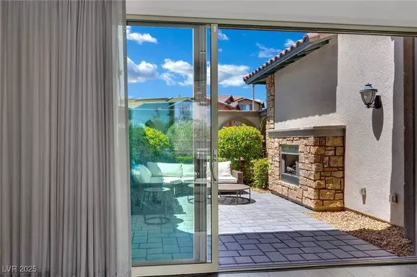 362 Port Reggio ST, Las Vegas, NV 89138