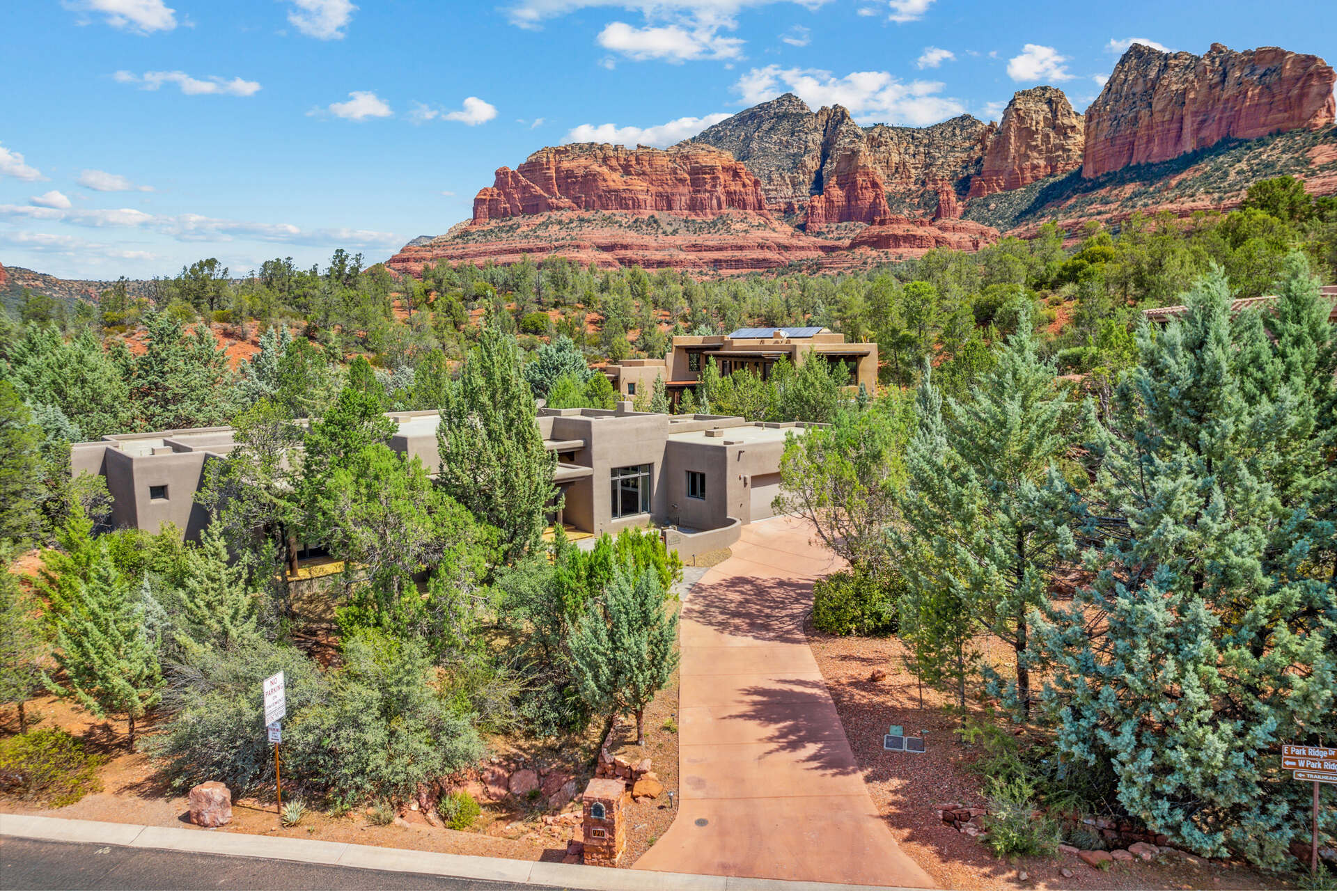 Sedona Arizona red rock landscape — 2 hours from Phoenix