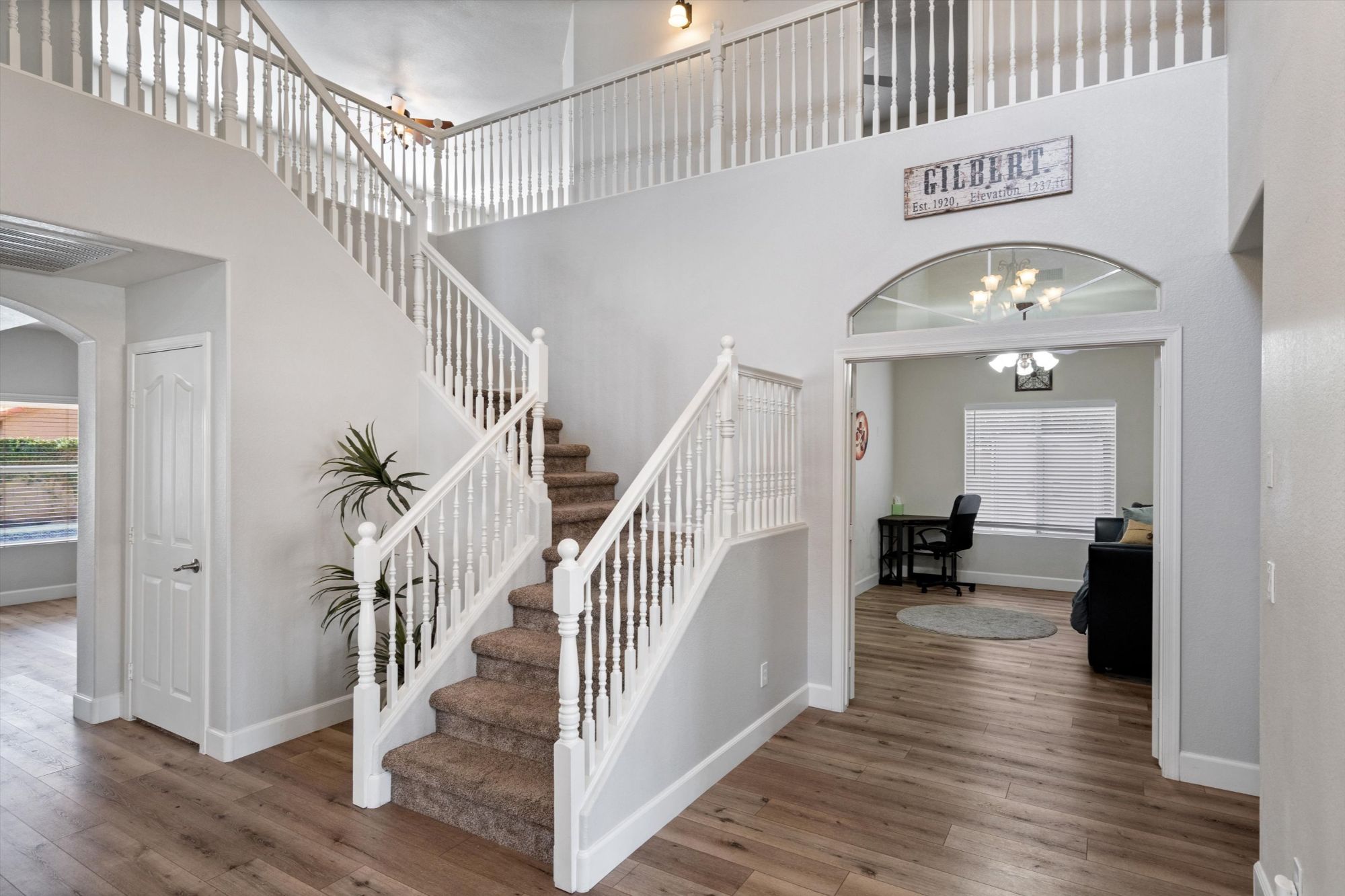 Grand entryway short-term rental 1335 E Horseshoe Gilbert AZ