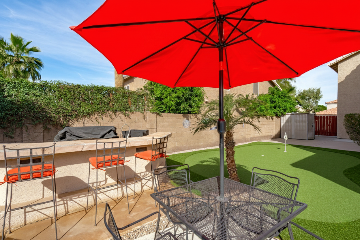 Outdoor kitchen backyard vacation rental Gilbert AZ