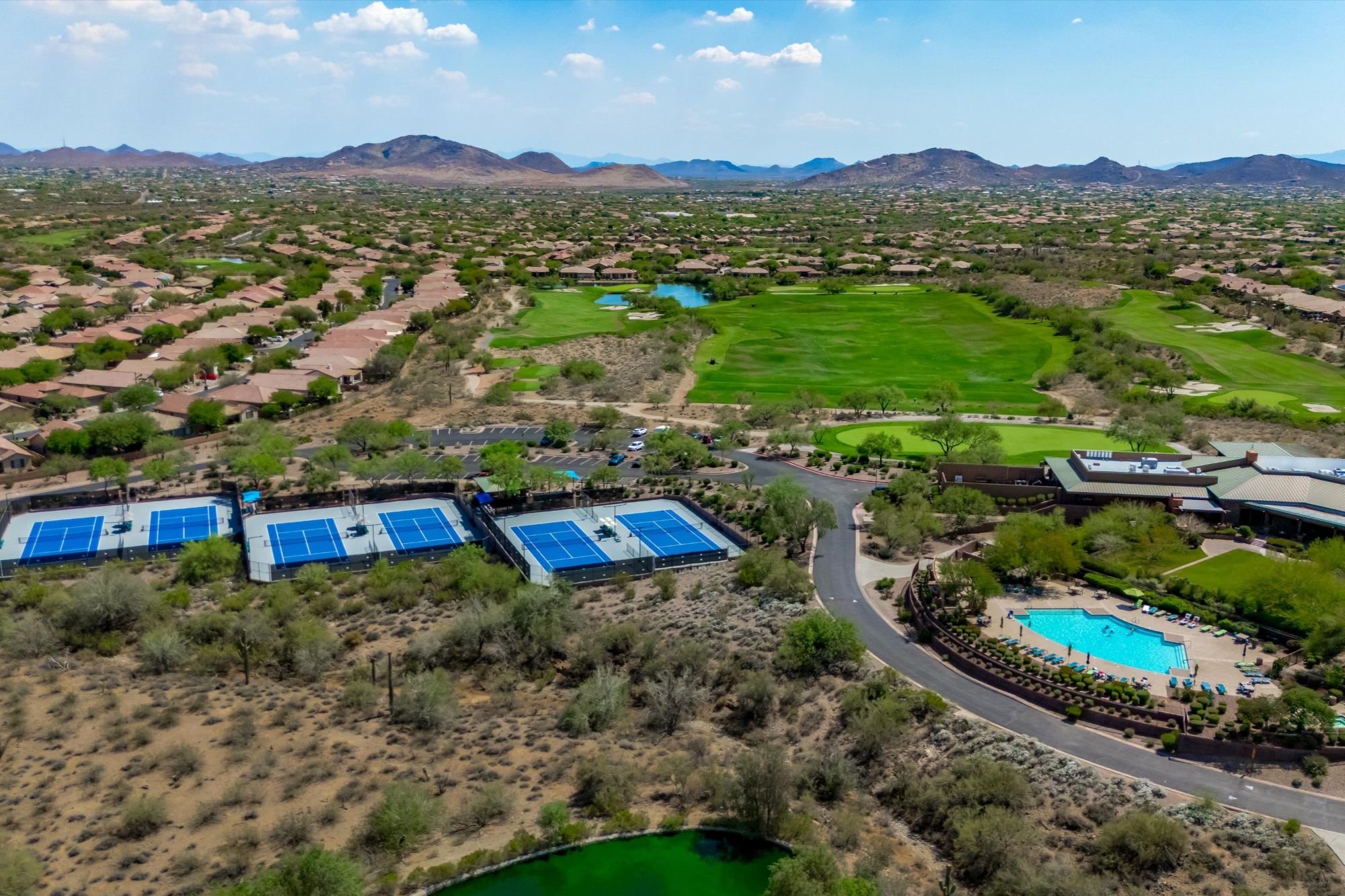 Anthem Country Club Clubhouse and Pool