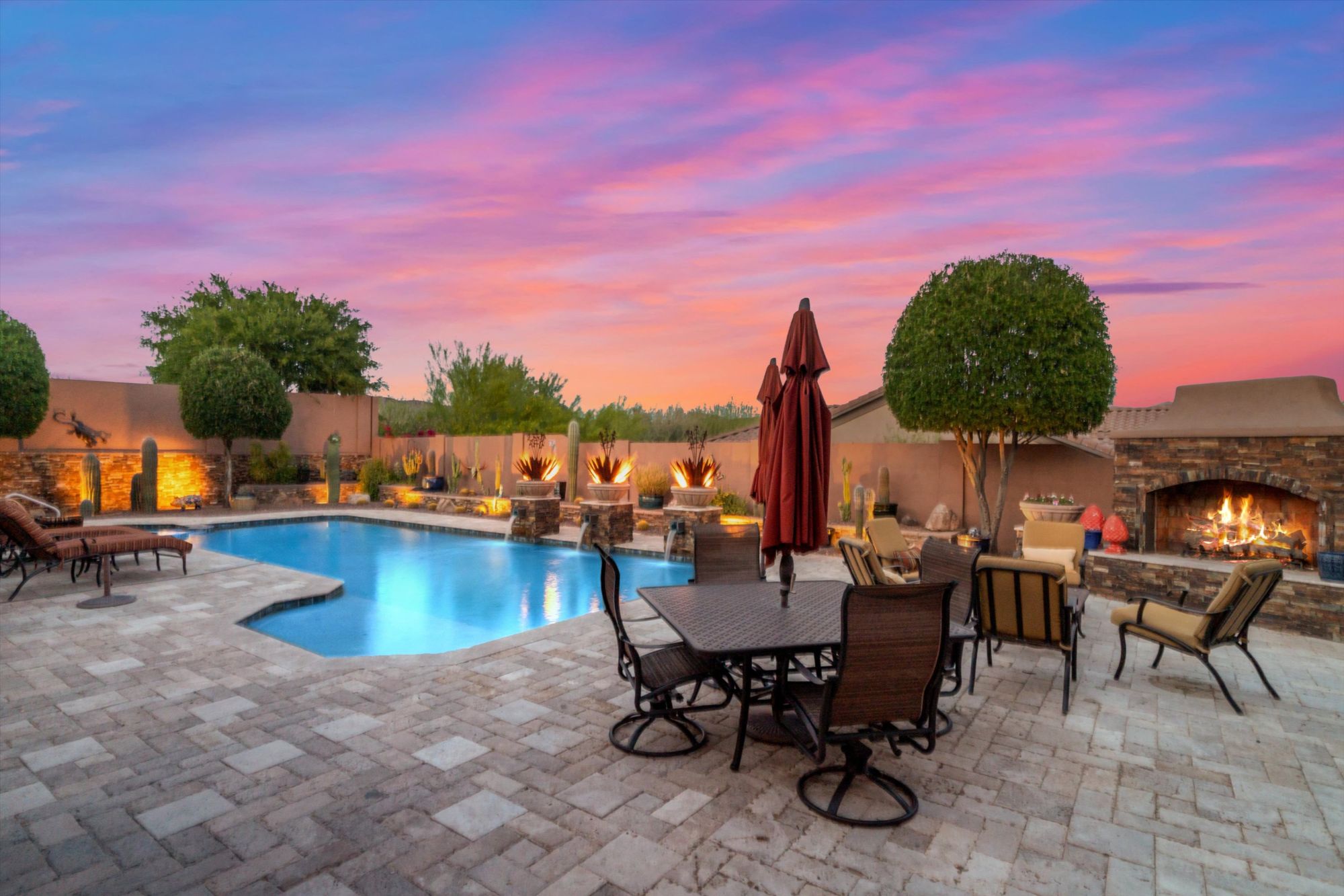 Backyard pool and outdoor living — 42037 N Bradon Way
