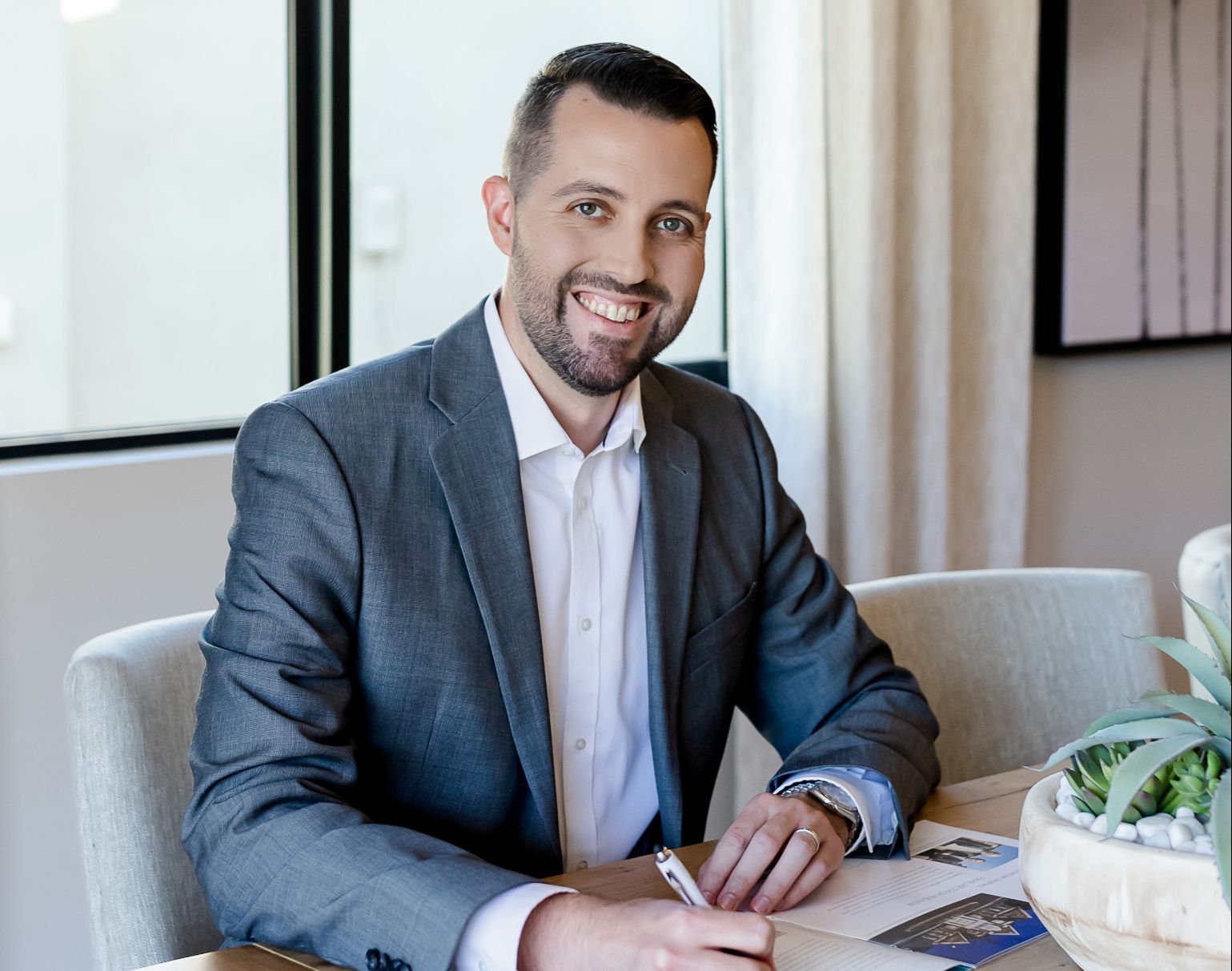 Eric Ravenscroft — Phoenix REALTOR and former Director of Wealth Management