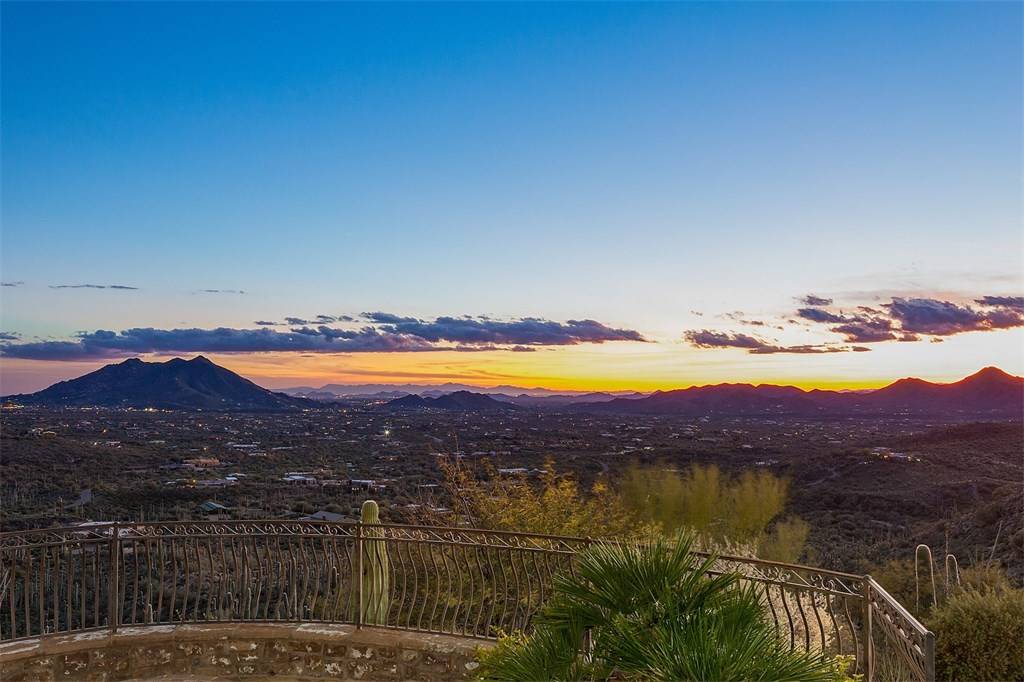 Scottsdale Arizona luxury homes near Salt River Fields Spring Training
