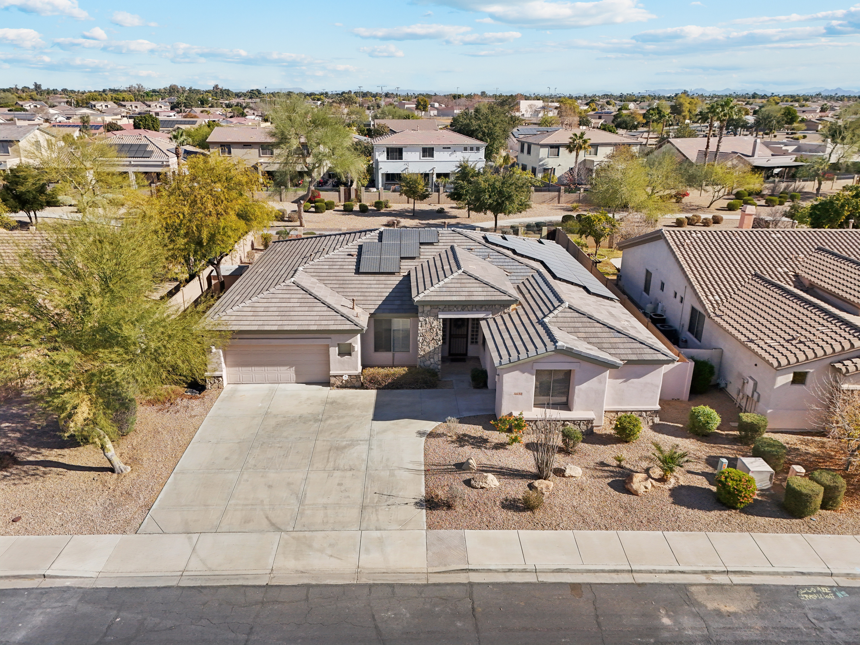 Arizona home with rooftop solar panels installed