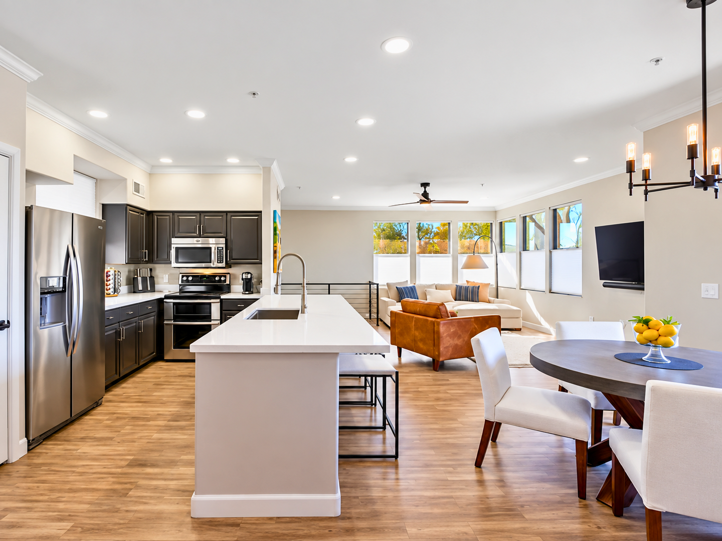 Scottsdale Condo Near Mayo Clinic Turn-Key Equity