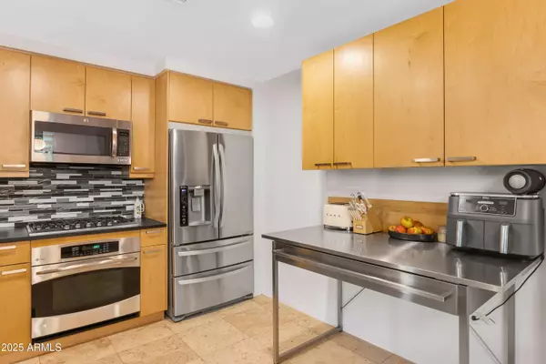 7131 E RANCHO VISTA Drive #1008, Scottsdale, AZ 85251