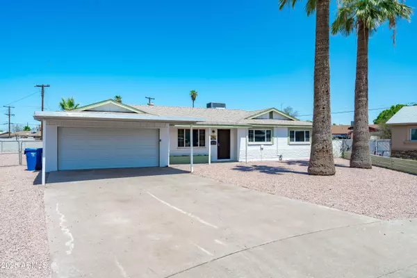 116 N Jade Circle, Mesa, AZ 85201