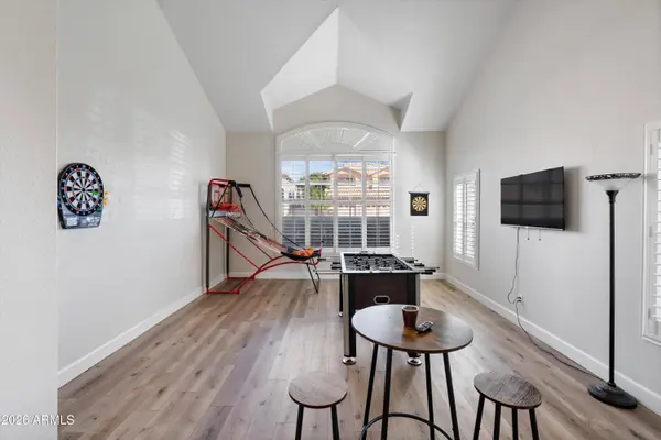 1335 E Horseshoe Avenue, Gilbert, AZ 85296