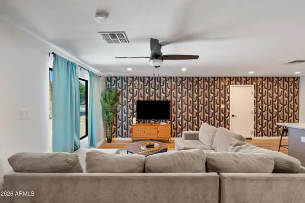 3727 E YALE Street, Phoenix, AZ 85008