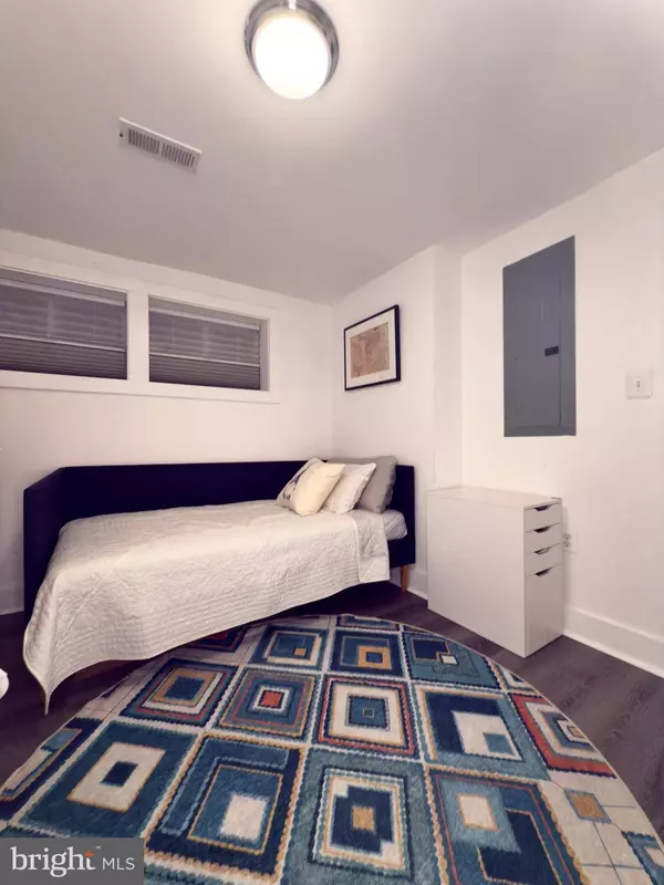 749 HAMILTON ST NW, Washington, DC 20011