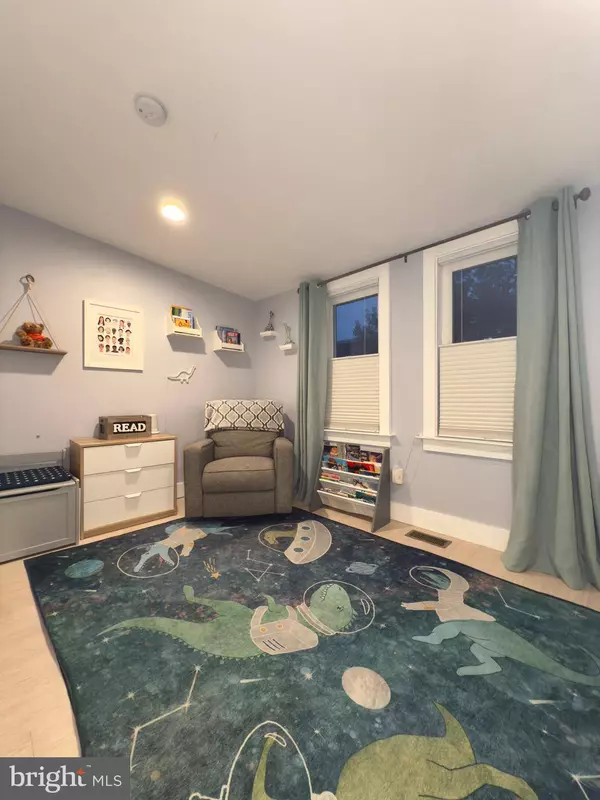 749 HAMILTON ST NW, Washington, DC 20011