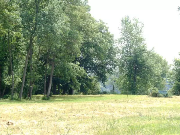 4519 S Concord Street, Davenport, IA 52802