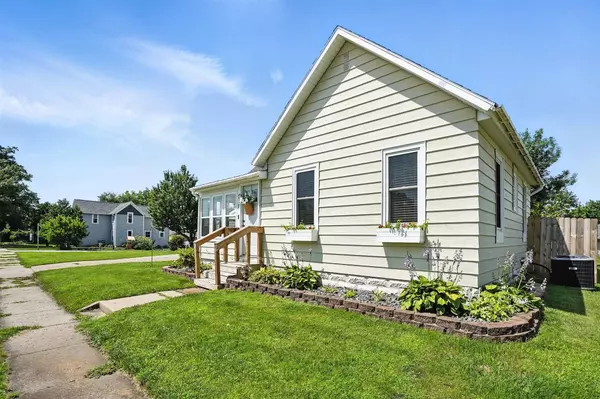 510 Maple Avenue, Woodward, IA 50276